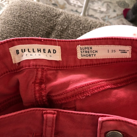 salmon colored jean shorts - Picture 2 of 2